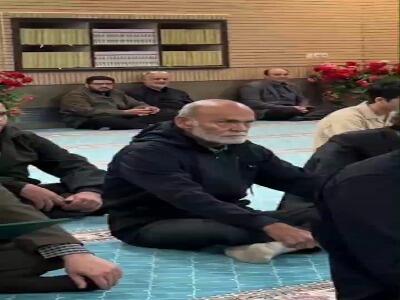  جمشید هاشم پور در مراسم چهلم مرحوم محمد کاسبی