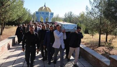  پیکر مطهر شهید گمنام در دانشگاه لرستان تشییع شد