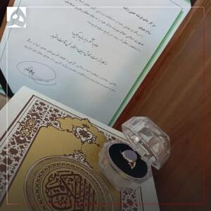  عکس/ هدایای رهبر معظم انقلاب به بانوی موی‌تای کار کشور