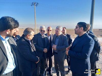  بازدید معاون هماهنگی توزیع توانیر از طرح‌های صنعت برق در قوچان