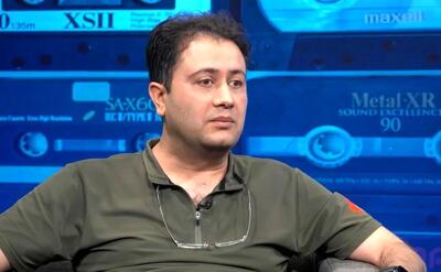  وقتی گلشیفته فراهانی کچل کرده بود و فوتبال بازی می کرد