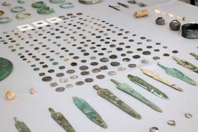  ماجرای کشف 400 قلم عتیقه‌ قیمتی در سنندج