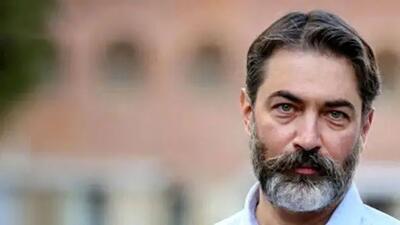  نگاه روز | پارسا پیروز فر تغییر چهره داد ؛ آقای سوپر استار با ریش پروفسوری و موی چتری اصلا نمی شناسید! 🌟