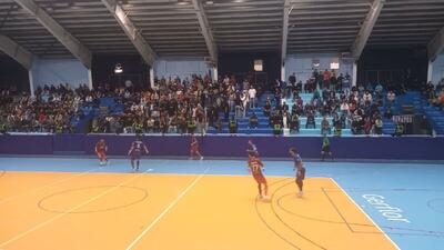  دشت سه امتیازی فوتسالیست های پردیس قزوین از شازند اراک