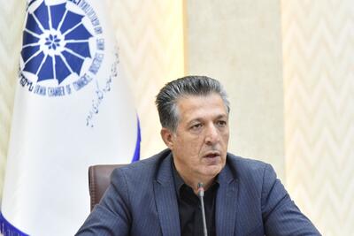  هشدار رئیس اتاق بازرگانی ارومیه: سهم ۱۴ درصدی زنان از بازار کار کشور؛ غیرقابل قبول و مغایر با توسعه اقتصادی