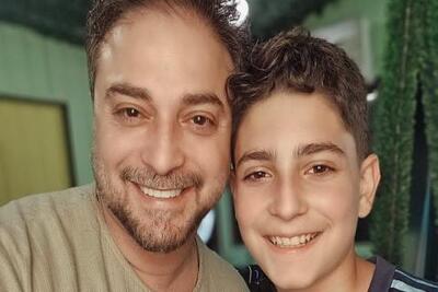  همخوانی پربیننده بابک جهانبخش و پسرش/ فیلم