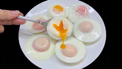  دیگه تخم مرغ رو آبپز یا سرخ نکنید / طرز تهیه تخم مرغ آب پز بدون پوست