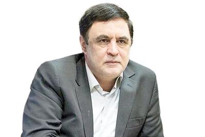  ناصر ایمانی فعال سیاسی اصولگرا: تاسیس اندیشکده به نام رئیس‏‌جمهور استقلال رای را تهدید می‌‏کند