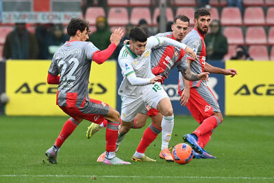  صدرنشینی گرگ‌ها در سری‌آ؛ شمارش معکوس برای دربی میلان