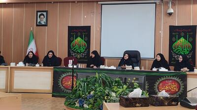  رویکرد برنامه های هفته زن در کهگیلویه وبویراحمد تبیین و ترویج باورهای دینی  است