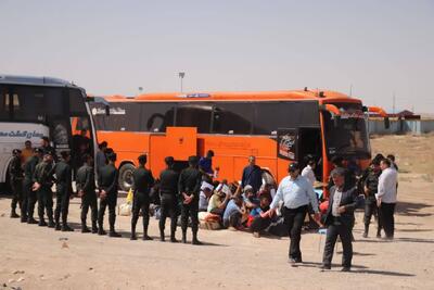  انتقال ۲۹۴ زندانی افغانستانی از دوغارون به کشورشان