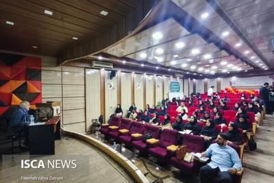  چراغ نگارش مقالات علمی در دانشگاه آزاد اسلامی واحد بوشهر روشن شد