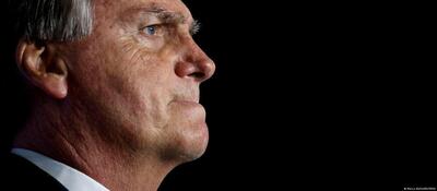  بولسونارو قبل از شروع دوره حبس به دلیل احتمال فرار دستگیر شد