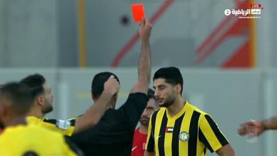  اخراج محمد مهدی محبی مقابل تیم فرهاد مجیدی