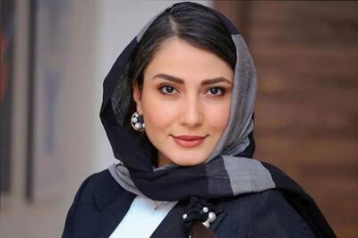  استایل زمستانی سمیرا حسن پور با دامن کوتاه و بوت‌های چرمی بلند | تابوشکنی سمیرا حسن پور در یک مراسم