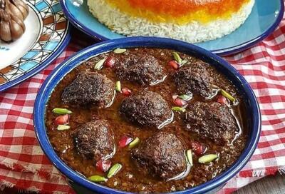  ناهار فردا با من | دستور پخت خورشت انار بیج با سبزی معطر شمالی | این خورشت سنتی گیلانی را برای شب یلدا درست کن