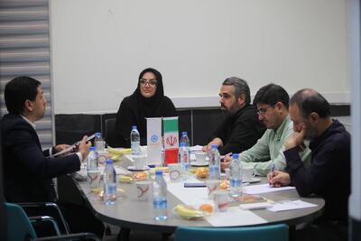  دیدار چهره‌به‌چهره دبیرکل نهاد کتابخانه‌های عمومی با کتابداران لرستانی
