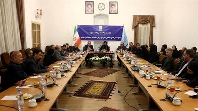  نشست تخصصی «بجنورد، شهر ملی گلیم و سفره کردی و الزامات جهانی‌شدن» برگزار شد
