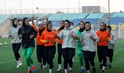  برگزاری تمرین تیم بانوان پرسپولیس پس از ۵ روز تعطیلی - پارس فوتبال