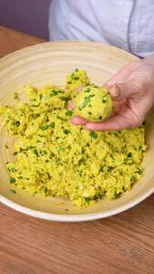  فیلم طرز تهیه توپک سیب زمینی خوشمزه و آسان