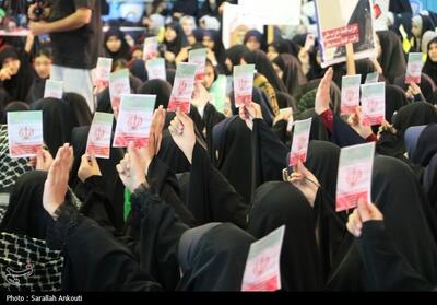  اجتماع باشکوه دختران کرمان؛ تجلی شور فاطمی در اجتماع دختران دیار حاج‌قاسم - تسنیم
