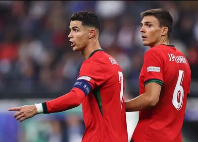  کاراگر برای دیده شدن از رونالدو انتقاد می‌کند!