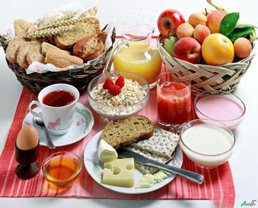 کدام مواد غذایی مناسب وعده صبحانه هستند؟