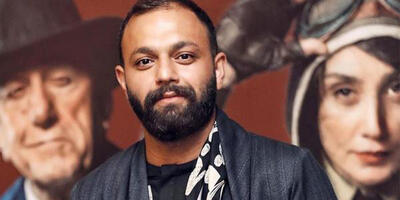  صابر ابر استایل هنری‌اش را با کت کارآگاه گجت کامل کرد - چی بپوشم