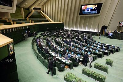 سخنگوی مجلس: استیضاح‌های ارجاع شده فردا تعیین تکلیف می‌شود