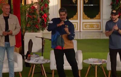  ویدیو؛ رقص مادورو با آهنگ «بله، صلح» و «صلح، برای همیشه!»