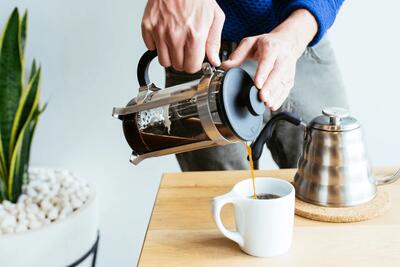  رازهای پنهان نوشیدن قهوه فرنچ پرس برای انرژی و تمرکز بیشتر!