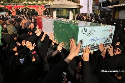  آیین تشییع پیکر پاک یکصد شهید گمنام دفاع مقدس در تهران ۲