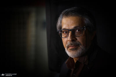  عمادالدین باقی: ایران ملک مشاع است و همه شهروندان با هر گرایش و مذهب و قومیت و جنسیت و سن و سال، حق و سهم مشترکی در آن دارند‌/ یکی از دلایل موج مهاجرت، گسستگی پیوند عاطفی با سرزمین است