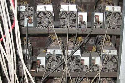  توانیر: ۷۰۰ هزار ماینر غیرمجاز در شبکه برق کشور فعال است