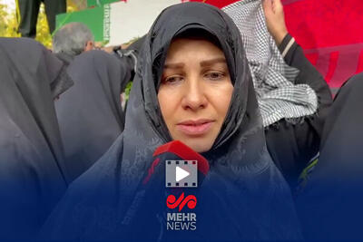  اشک‌های خواهر یک شهید مفقودالاثر در مراسم تشییع شهدای گمنام