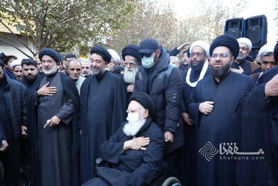  گزارش تصویری: دسته عزای فاطمی همگام با آیت الله علوی بروجردی