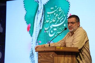 سردار نائینی: دشمن در تلاش است جایگاه پیروز و بازنده جنگ را تغییر دهد