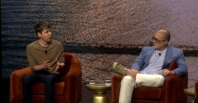  جانی آیو و سم آلتمن نمونه اولیه سخت‌افزار هوش مصنوعی را ساختند + ویدئو