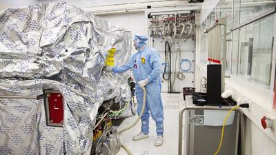  ASML پس‌از نقض توافق با آمریکا، پیشنهاد جاسوسی از مشتریان چینی خود را داد