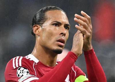  دلبری کاپیتان لیورپول از هواداران عصبانی