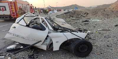  حادثه در محور کاشان: ۳ نفر در واژگونی خودروی ال‌ ۹۰ مصدوم شدند / واژگونی ال‌ ۹۰ در کاشان سه مصدوم برجا گذاشت