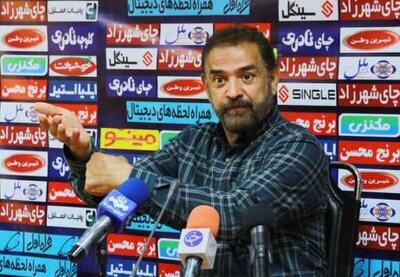 حمایت جنجالی فیروز کریمی از کیارستمی با کنایه‌ای تند به فراستی