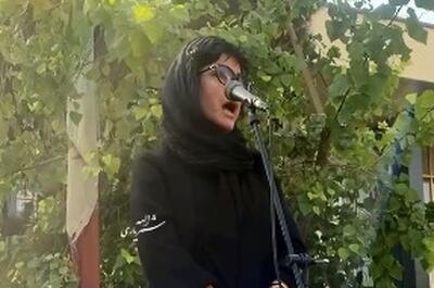  صحبت‌های احساسی فرزانه کابلی در مراسم تشییع همسرش