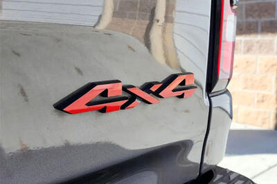  راز عبارت 4x4 روی ماشین‌ها چیست؟