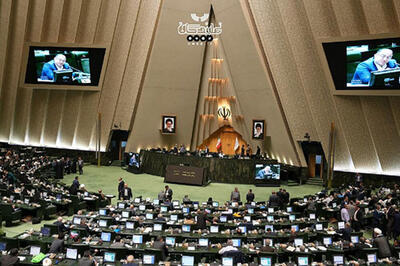  مجلس از پاسخ‌ وزیر بهداشت قانع شد