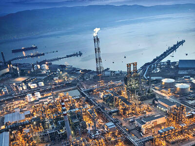  اقتصاد مسکو بر لبه تیغ