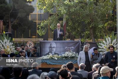  بدرقه به سوی آرامگاه ابدی؛ هادی مرزبان برای همیشه با تالار وحدت خداحافظی کرد