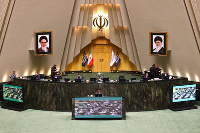  مجلس از پاسخ‌ وزیر بهداشت قانع شد