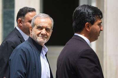  دیدار پزشکیان با دین‌پژوهان منتقد جمهوری اسلامی
