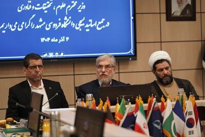  وزیر علوم: دینی‌کردن جامعه یک وظیفه‌ همگانی است